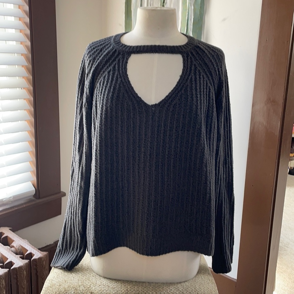 RVCA sweater